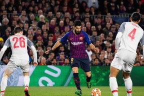 华体会体育-本菲卡险胜里昂，博格巴补时绝平法甲的简单介绍