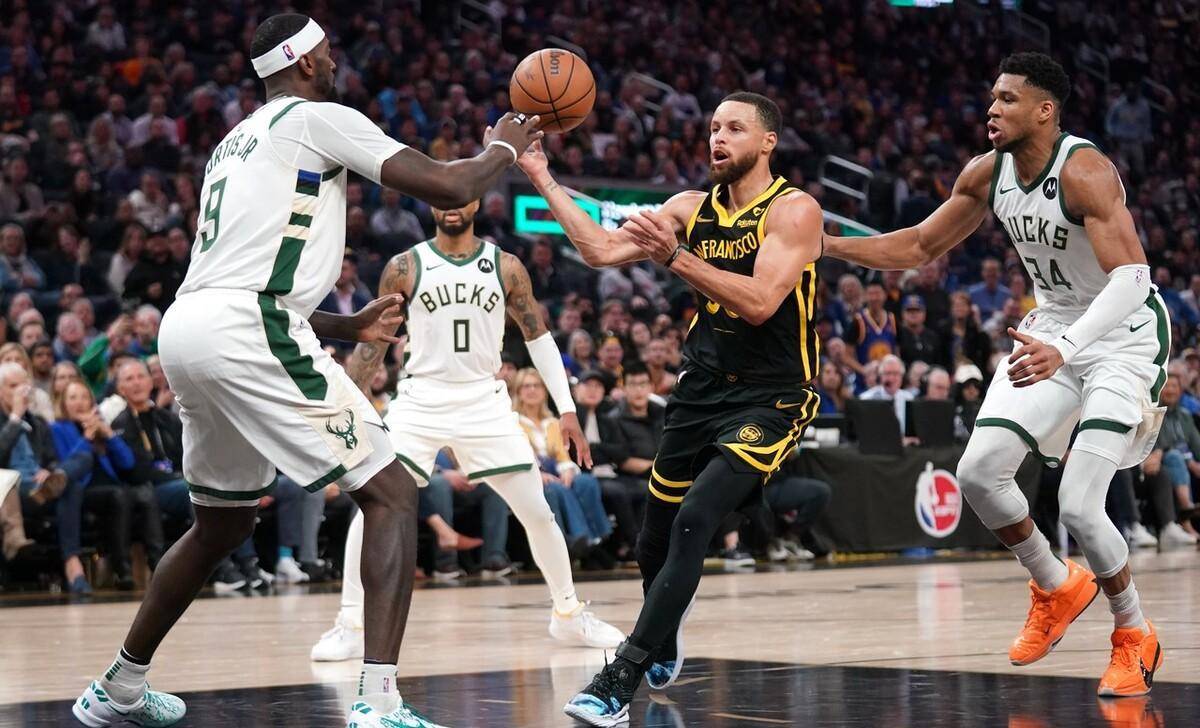 华体会网址-雄鹿大胜对手，掀起胜利狂潮  第1张