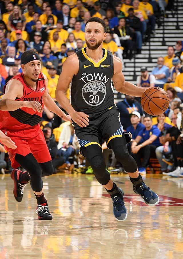 华体会网址-快船鏖战黄蜂,利拉德三分雨点燃全场 第2张 华体会网址-快船鏖战黄蜂,利拉德三分雨点燃全场 第2张